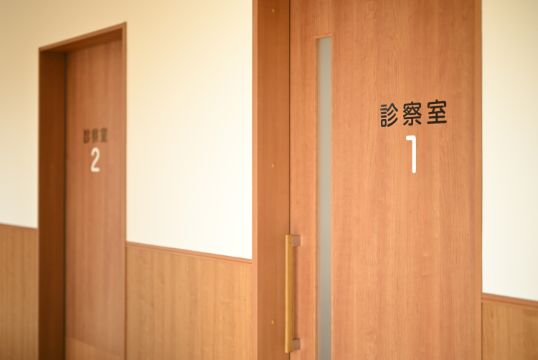 診察室前